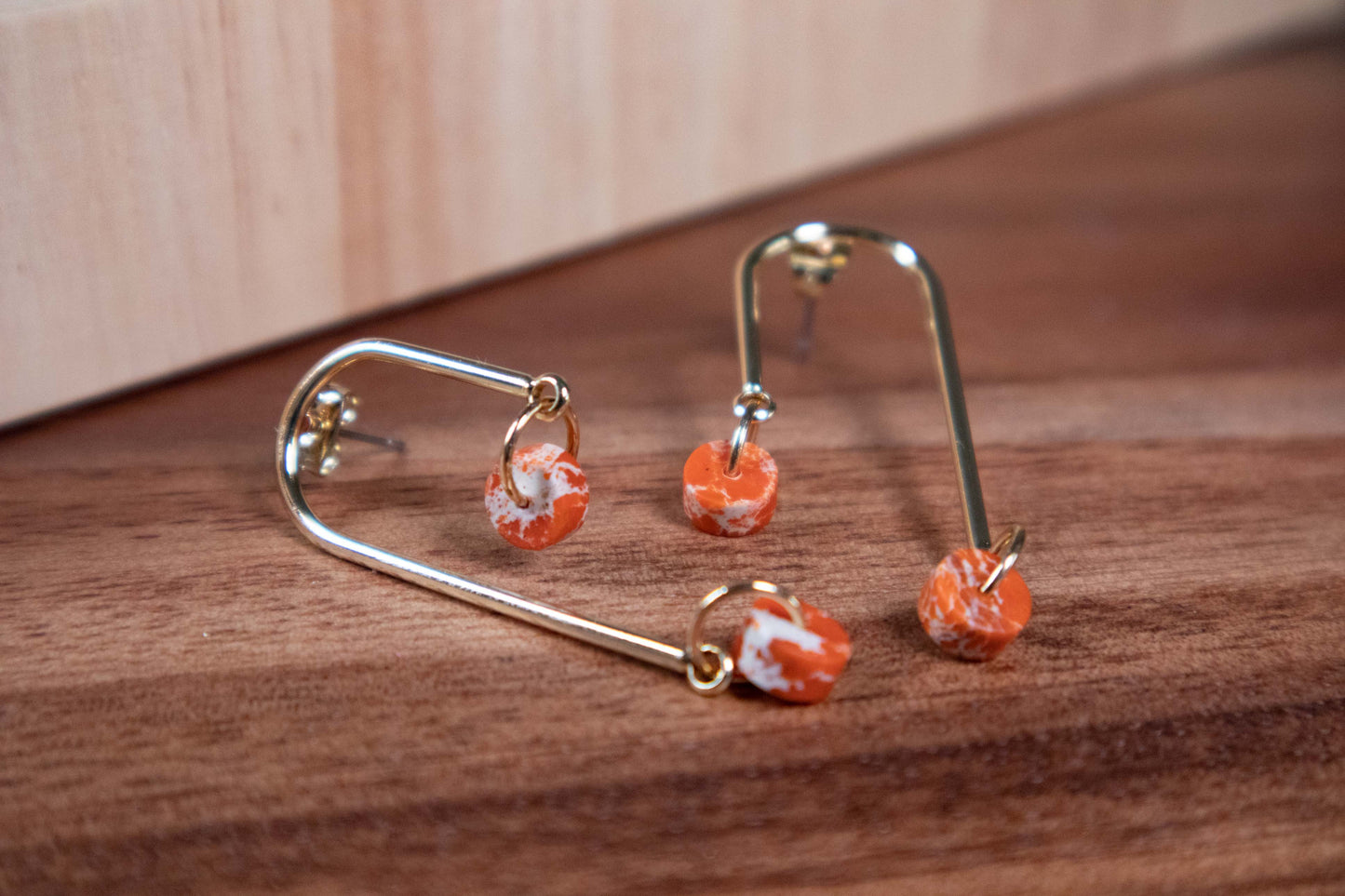 Earrings by FeSendra | Brass light gold + orange