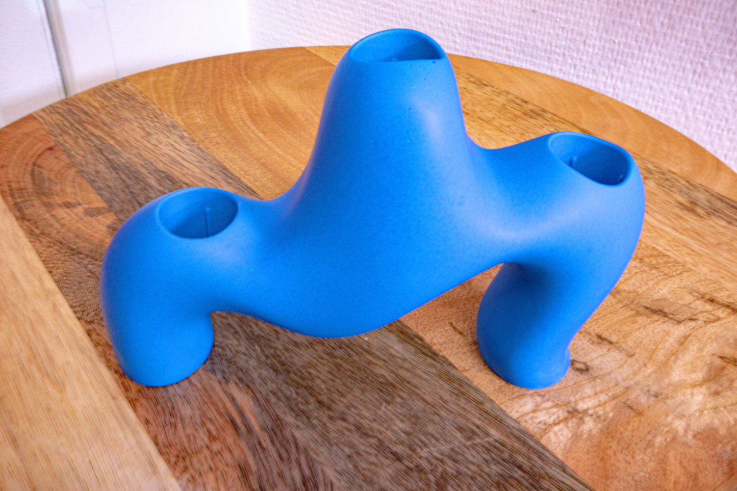 Candle holder Jesmonite blue
