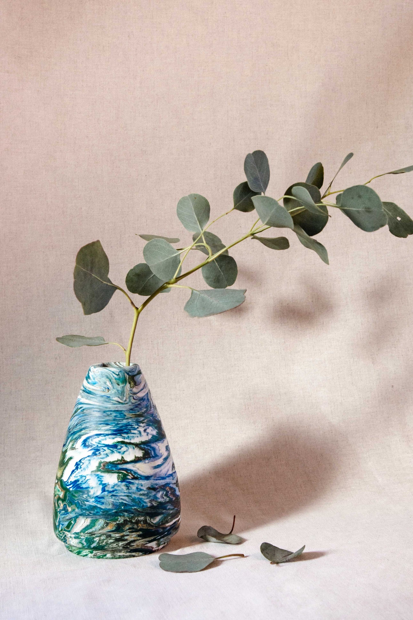 Marbled Jesmonite Flower Vase