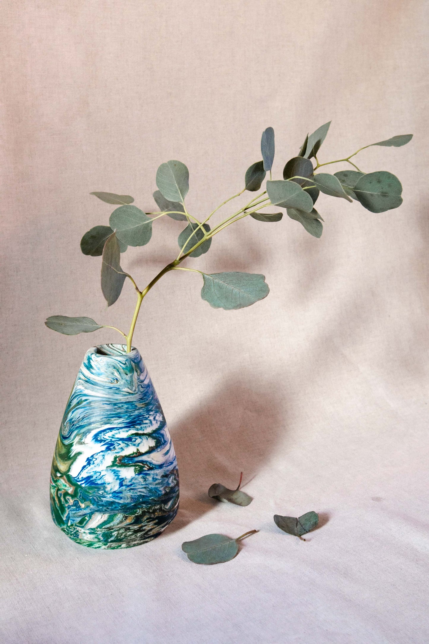 Marbled Jesmonite Flower Vase