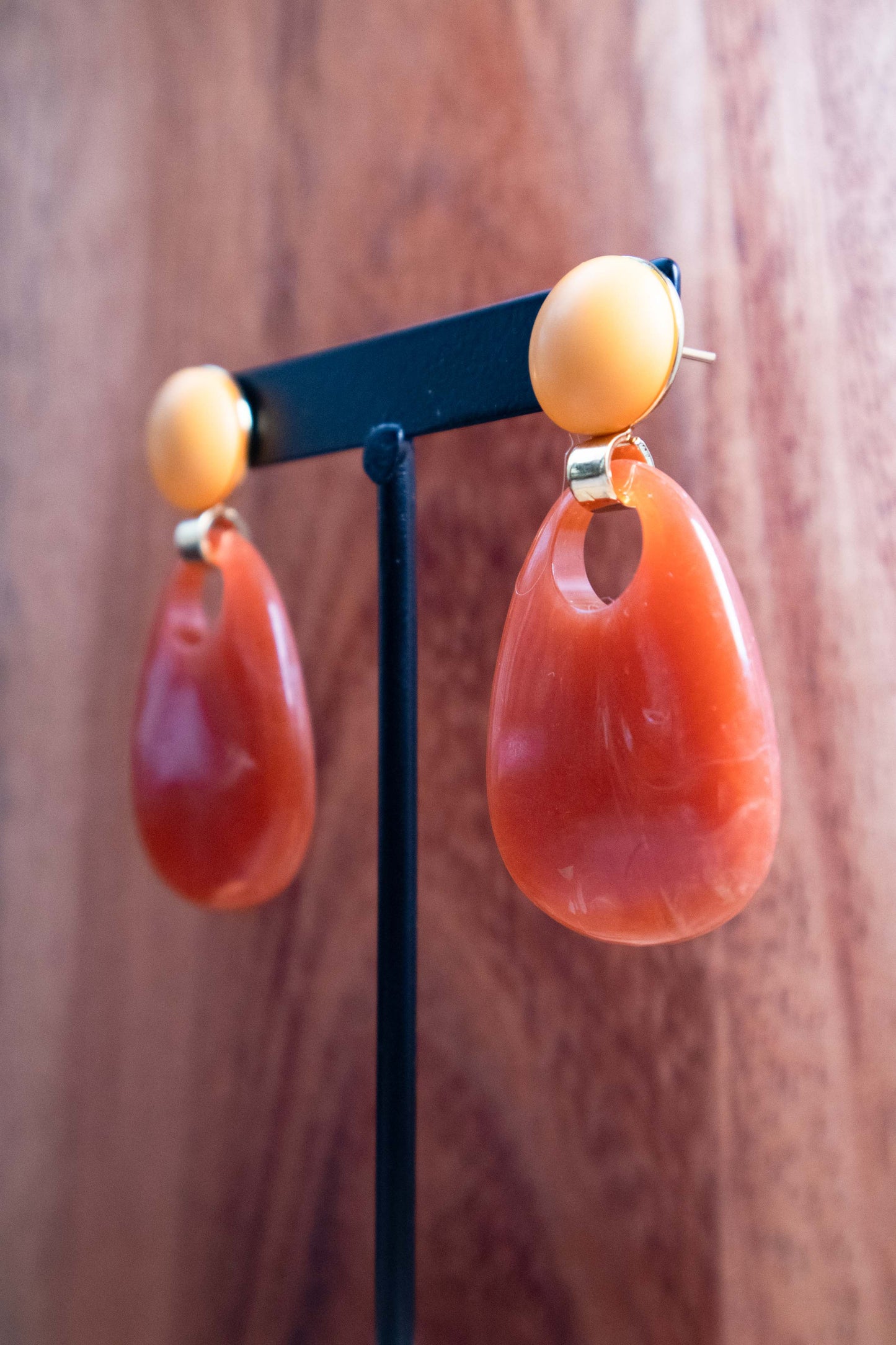 Earrings by FeSendra | Resine + cabochon + Gold-plated brass 24k | terracotta and yellow