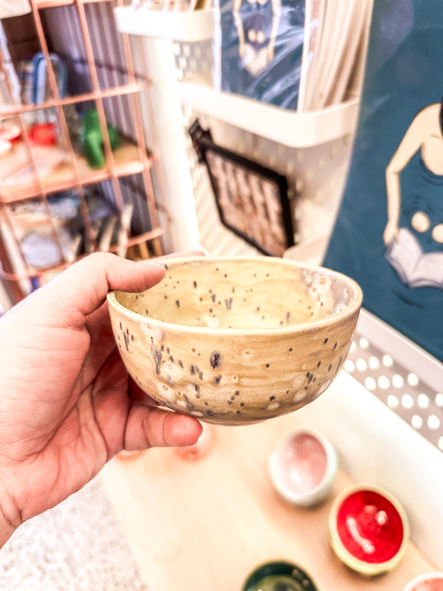 Unique ceramic bowl - Handmade by FeSendra | beige and blue