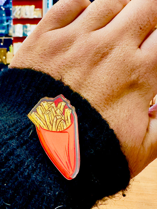 Acrylic pin | frites