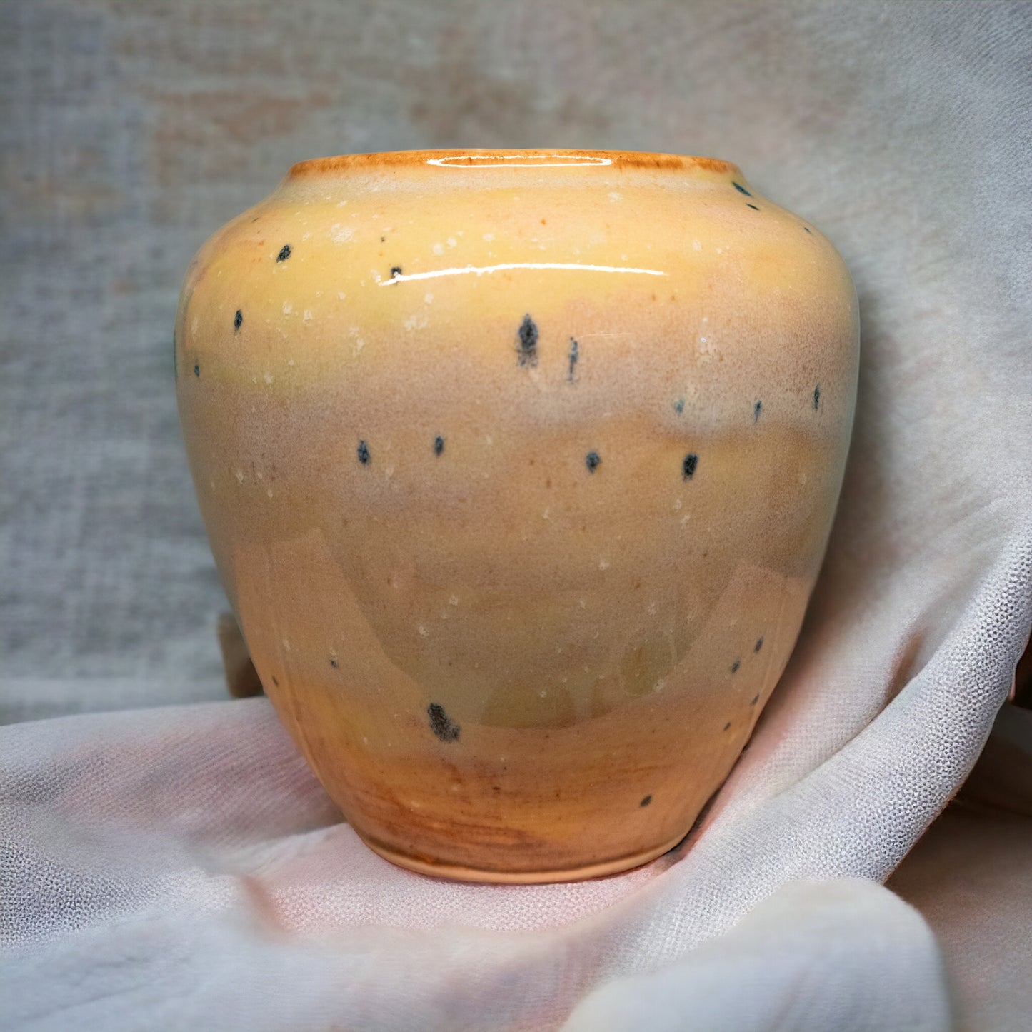 Ceramic vase | Handmade by FeSendra | Beige, green and blue