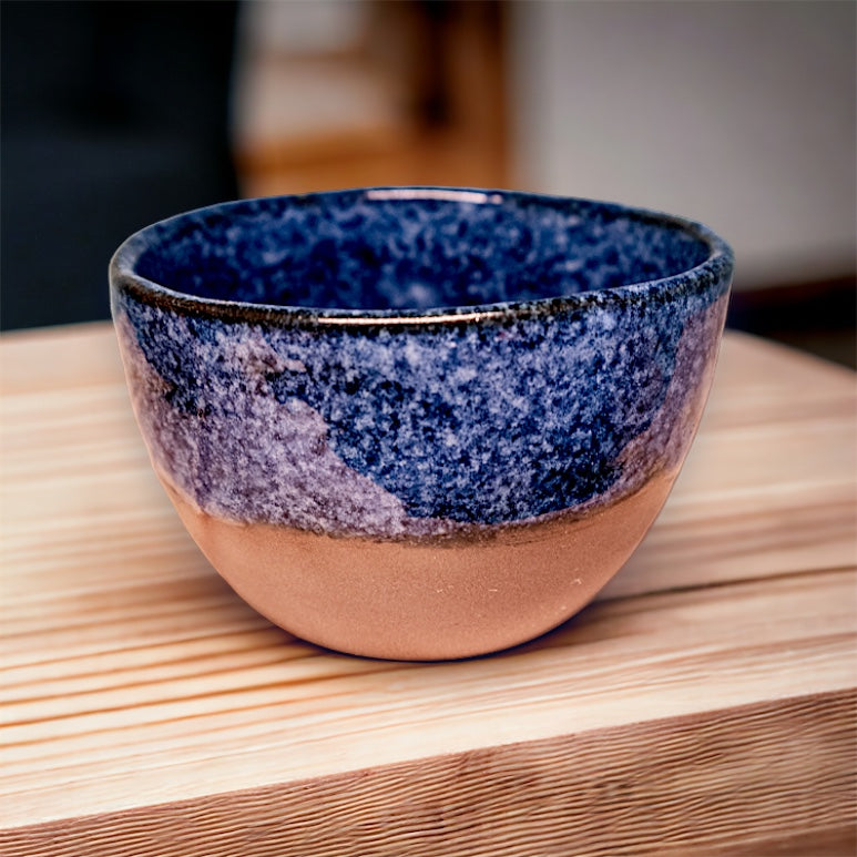 Unique ceramic bowl - Handmade by FeSendra | Blue and dark grey
