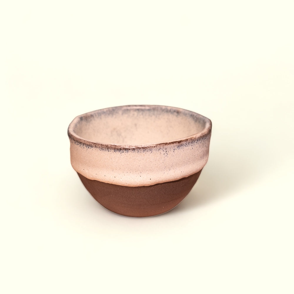 Unique ceramic bowl - Handmade by FeSendra | Snow and dark grey