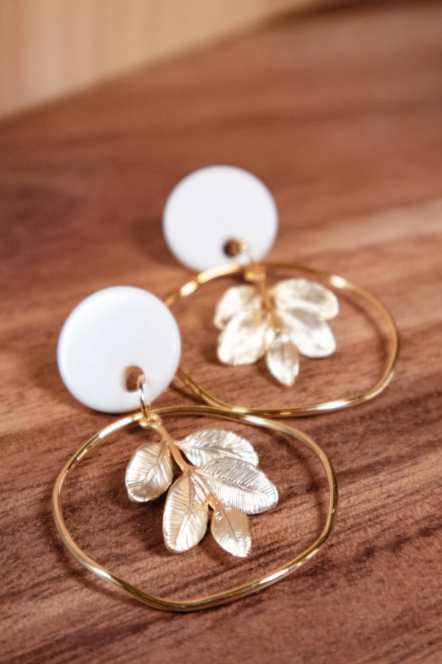 Earrings by FeSendra | Gold and ivory