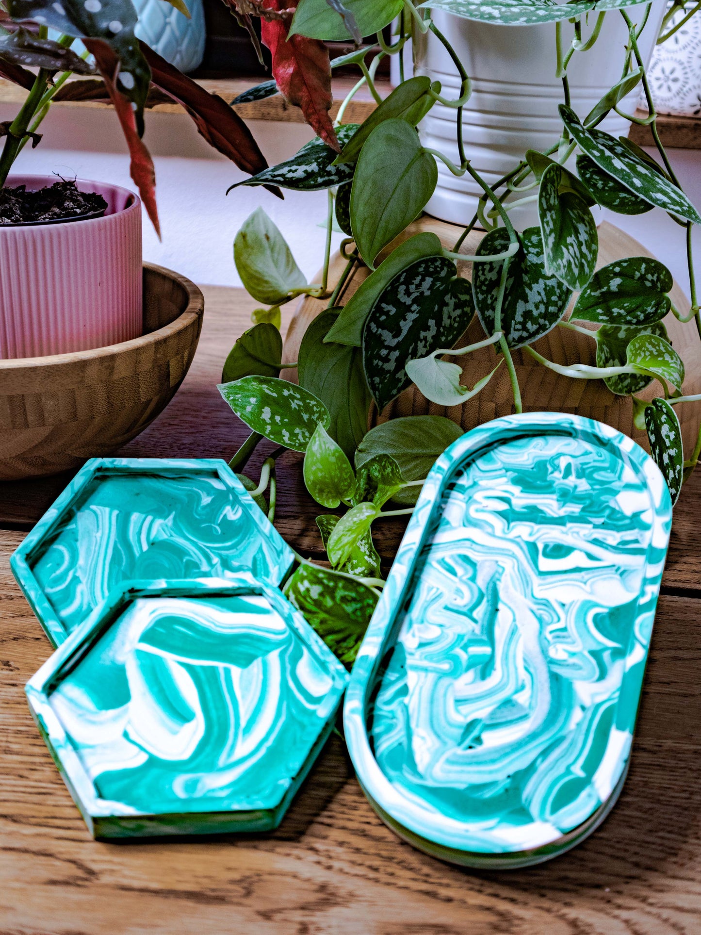 Decorative Eco Resin coaster | tray | KIT | Jesmonite | Emerald green marbled